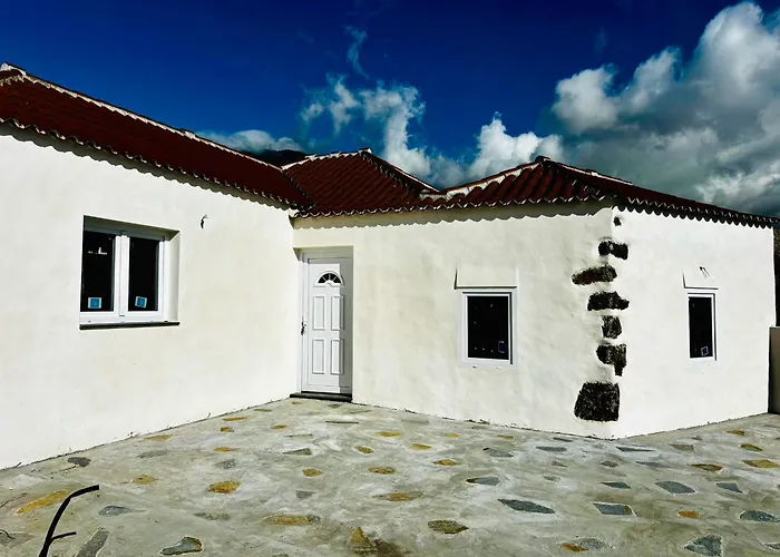 Casa Brezos Nyaraló Breña Alta